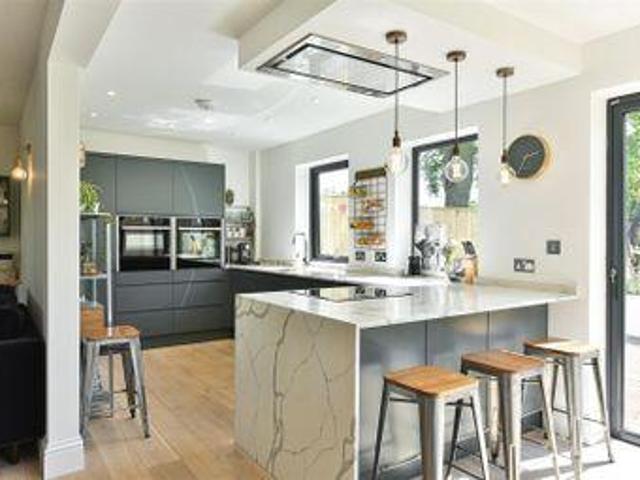 House for sale in Red Hill, Surrey