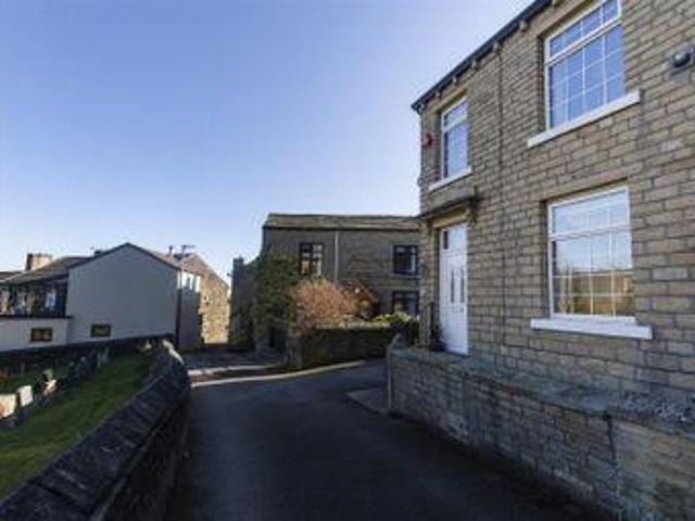 House for sale in Huddersfield, Kirklees