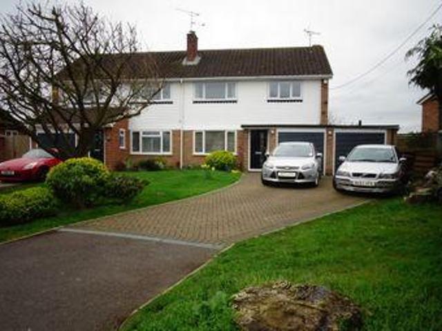 House for sale in Heol-las, Surrey