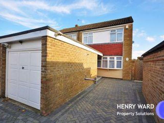 House for sale in Epping