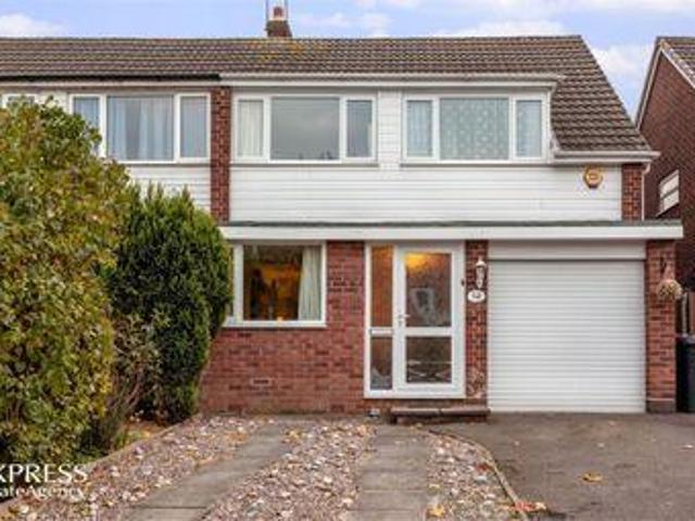 House for sale in Kettlebrook, Staffordshire