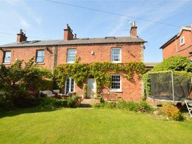 House for sale in Leeds, West Yorkshire