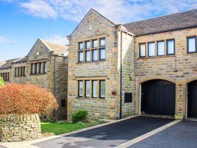 House for sale in Holmfirth, West Yorkshire