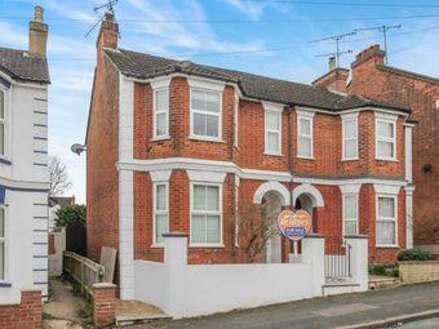 House for sale in Aldershot, Hampshire