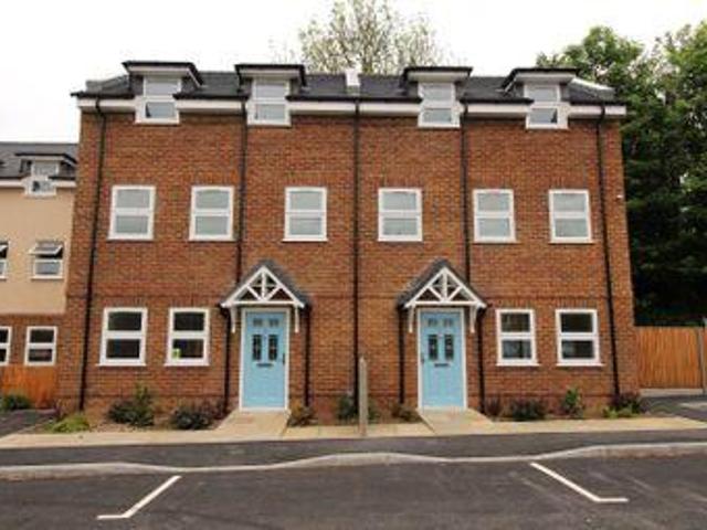 House for sale in Hillview, Surrey