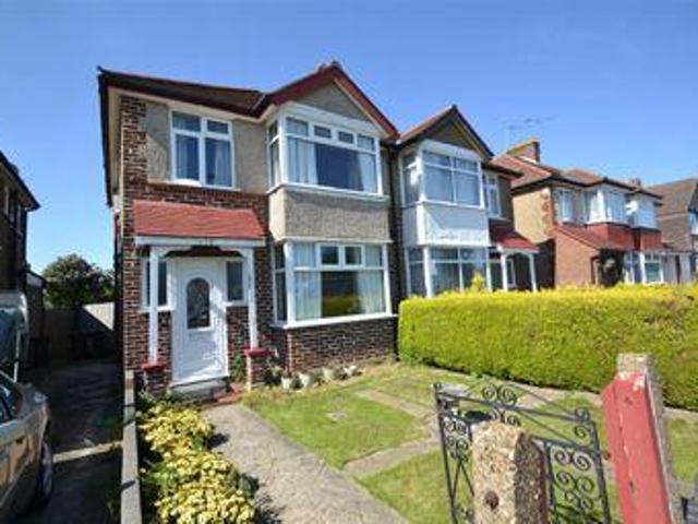 House for sale in London Borough of Hounslow, Feltham