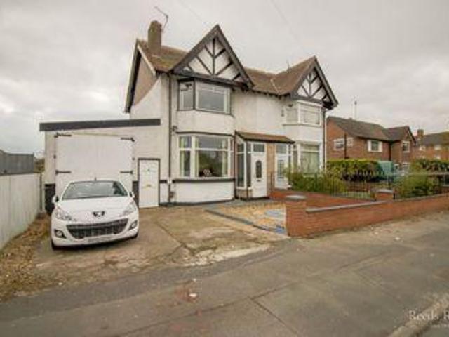 House for sale in Rossmore, Cheshire
