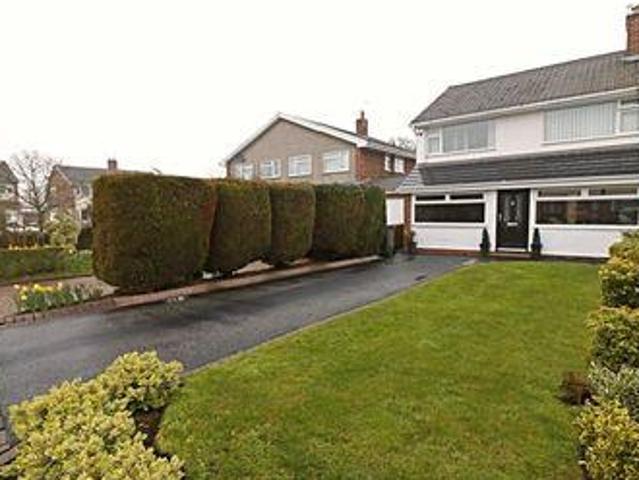 House for sale in Rossmore, Cheshire