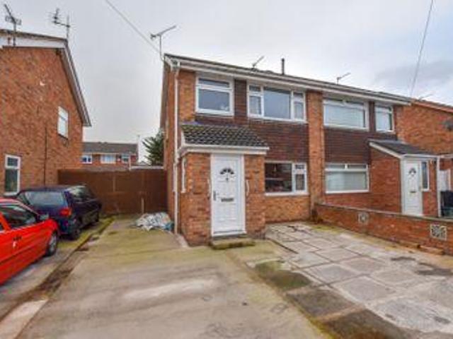 House for sale in Ellesmere Port, Cheshire West and Chester