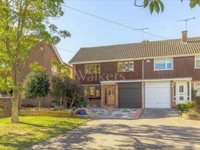 House for sale in Navestock Side, Essex