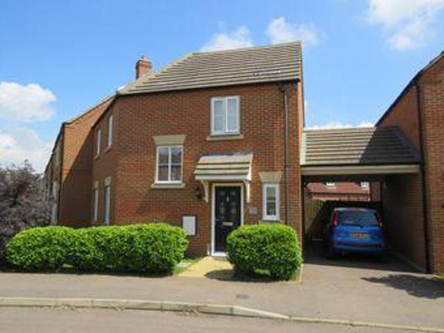 House for sale in Kettering, North Northamptonshire
