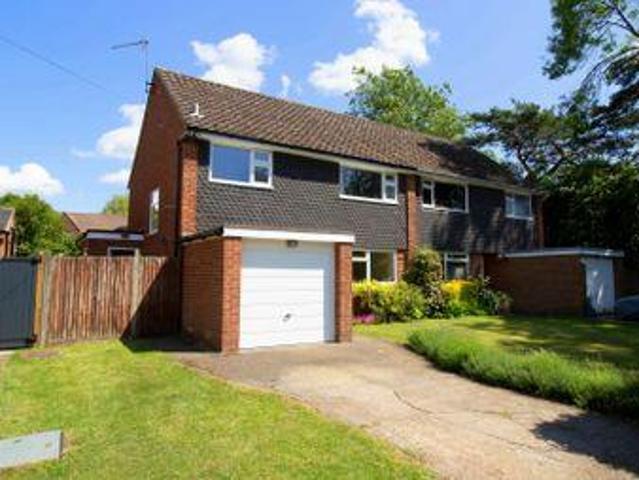 House for sale in Pachesham Park, Surrey