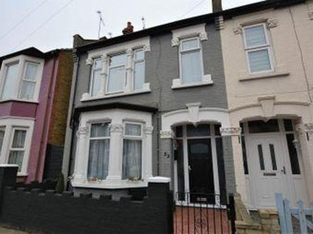House for sale in Alton Barnes, Essex