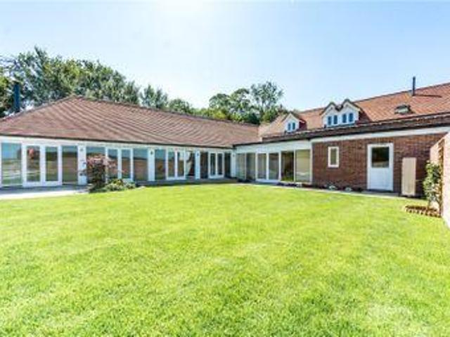 House for sale in Arundel, Clapham