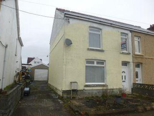 House for sale in Ammanford, Wales