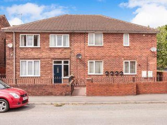House for sale in Knottingley, West Yorkshire