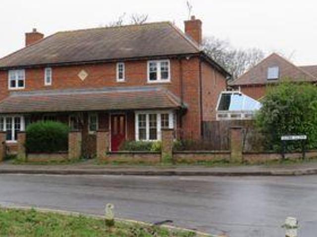 House for sale in Hillview, Surrey