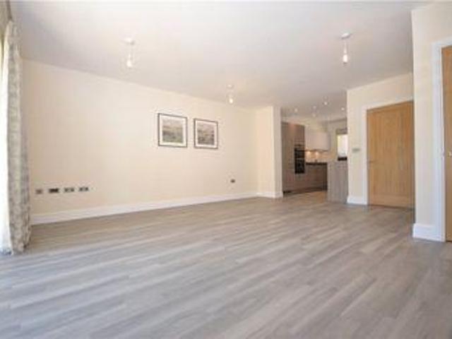 House for sale in Crowthorne