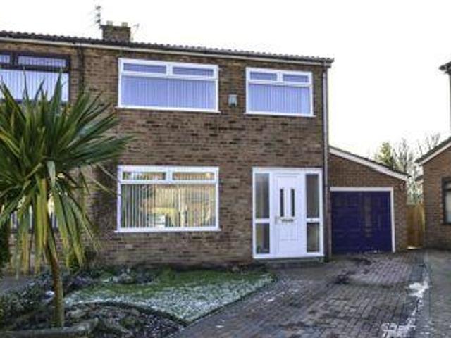 House for sale in Roby Mill, Lancashire