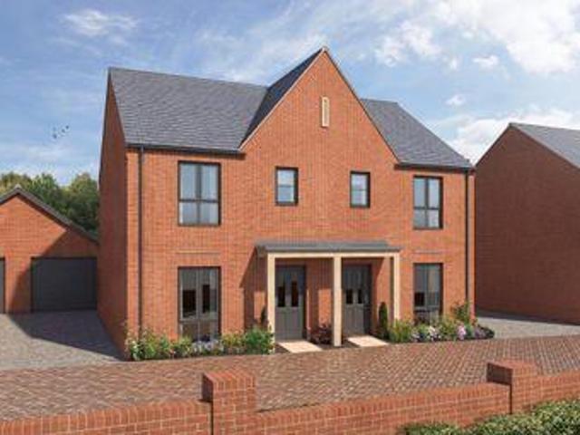 House for sale in Aldershot, Hampshire