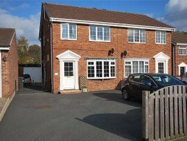 House for sale in Mirfield, West Yorkshire