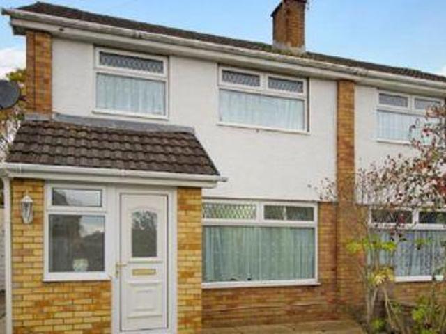 House for sale in Mid Glamorgan, Cymru / Wales