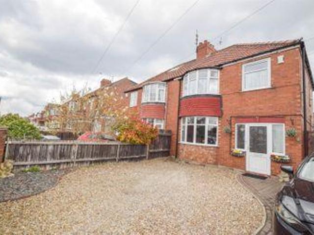 House for sale in High Field, York