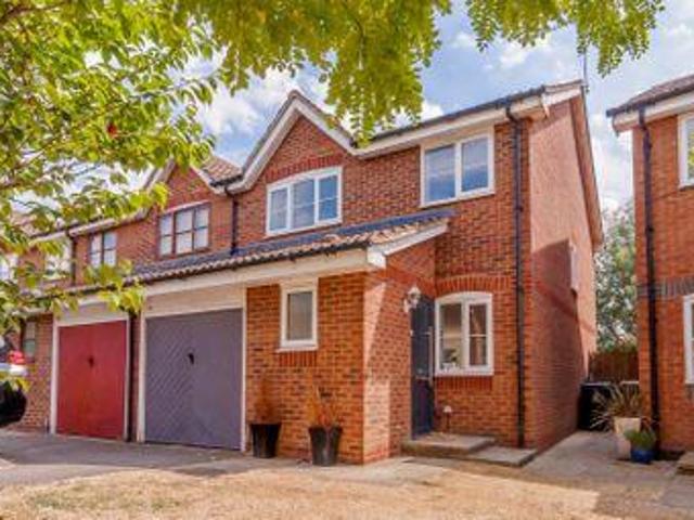 House for sale in Royal Borough of Kingston upon Thames, Greater London