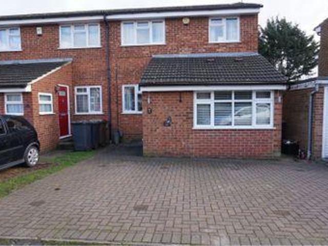 House for sale in Luton