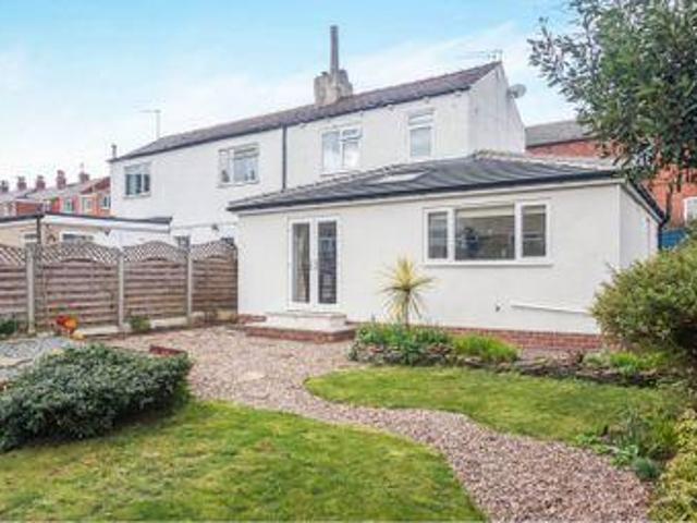 House for sale in Ossett, West Yorkshire