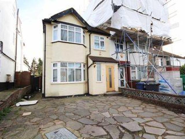 House for sale in Edgware, Greater London