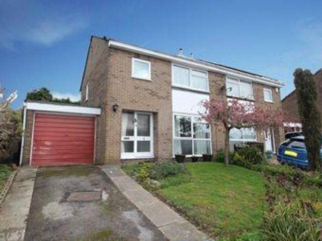 House for sale in Froggatt, East Midlands