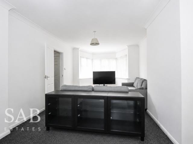 House for rent in London Borough of Ealing, Greater London