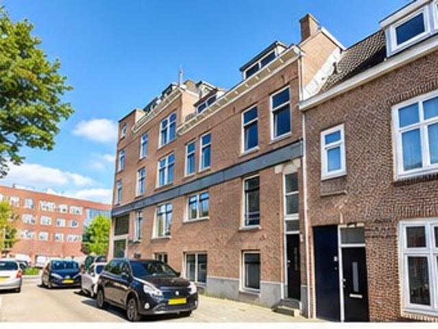 Woning te huur in Bloemhof, Rotterdam
