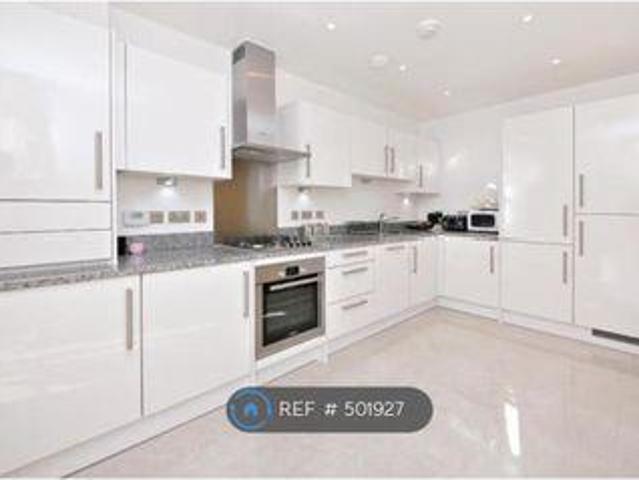 House for rent in Pinner, Greater London