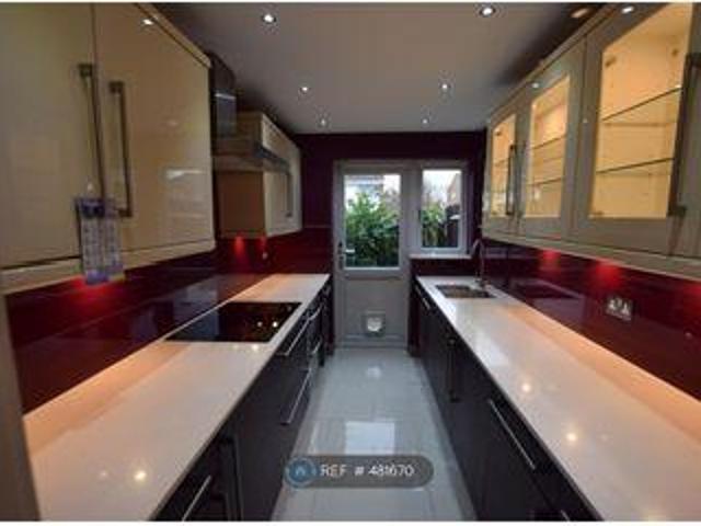 House for rent in Pouchen End, Hertfordshire