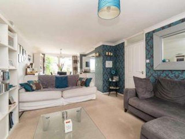 House for rent in Pouchen End, Hertfordshire