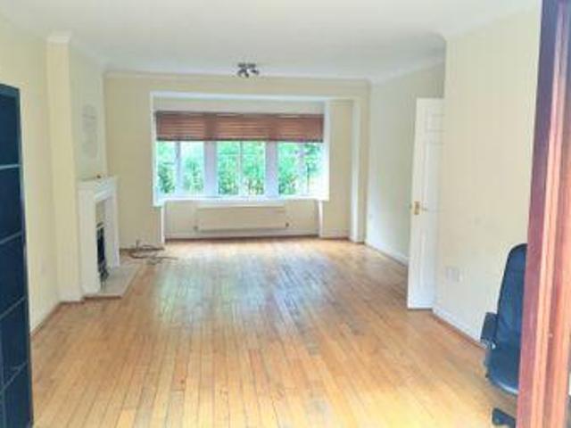 House for rent in Little Stanmore, Greater London