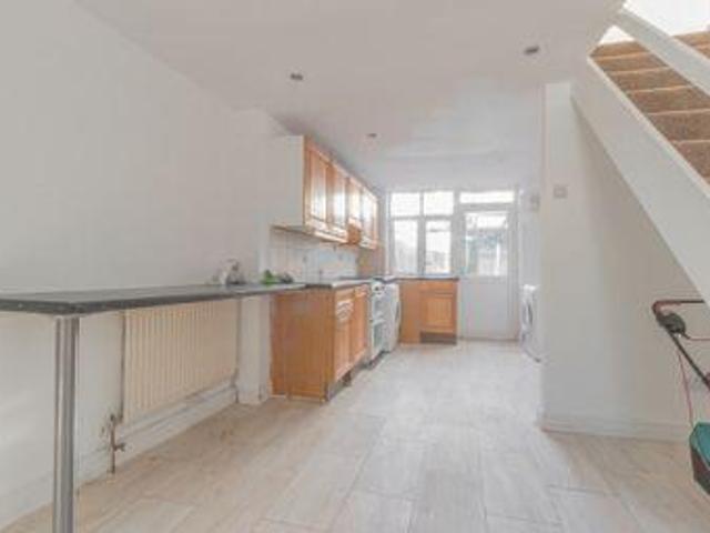 House for rent in Pouchen End, Hertfordshire