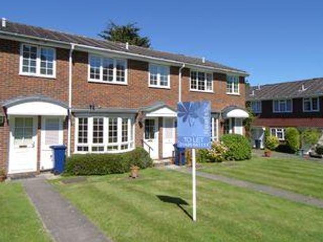 House for rent in Fole, Surrey