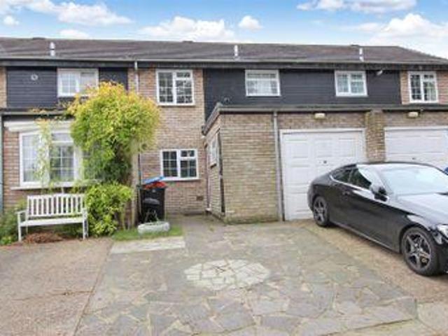 House for rent in Pouchen End, Hertfordshire