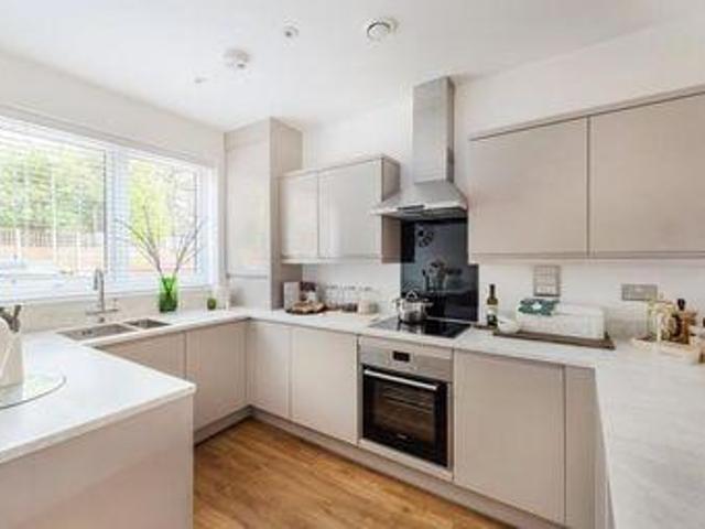 House for rent in Brentford End, Greater London