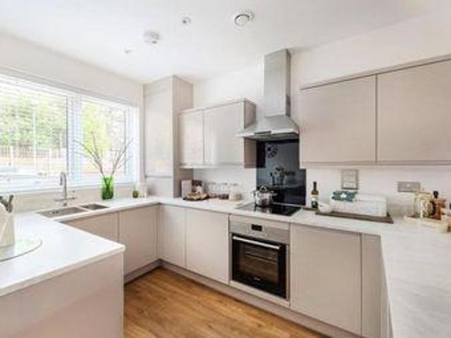 House for rent in Brentford End, Greater London