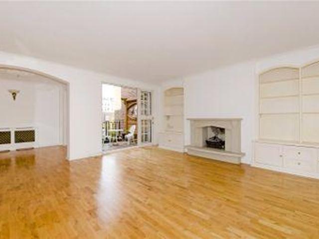 House for rent in Lyons, Greater London