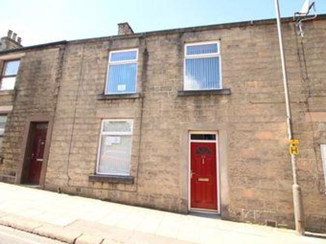House for rent in Charlesworth, East Midlands