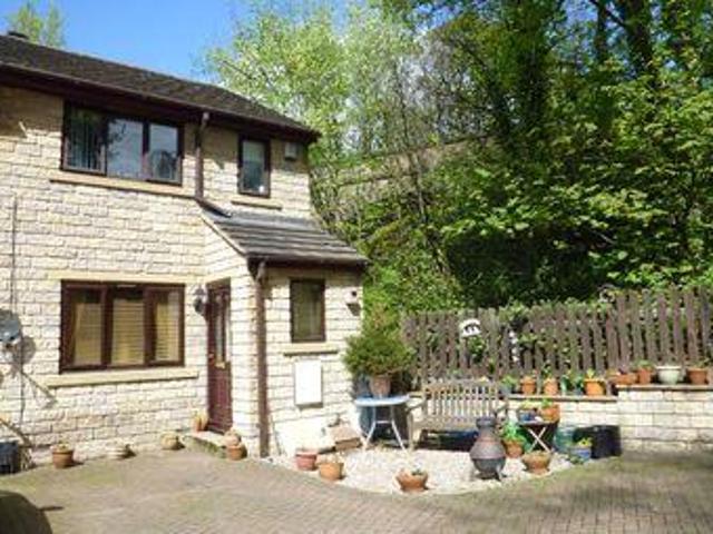 House for rent in Huddersfield, West Yorkshire