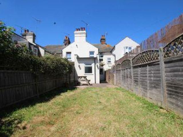 House for rent in Navestock Side