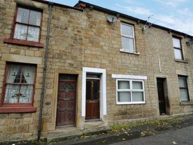 House for rent in Charlesworth, East Midlands