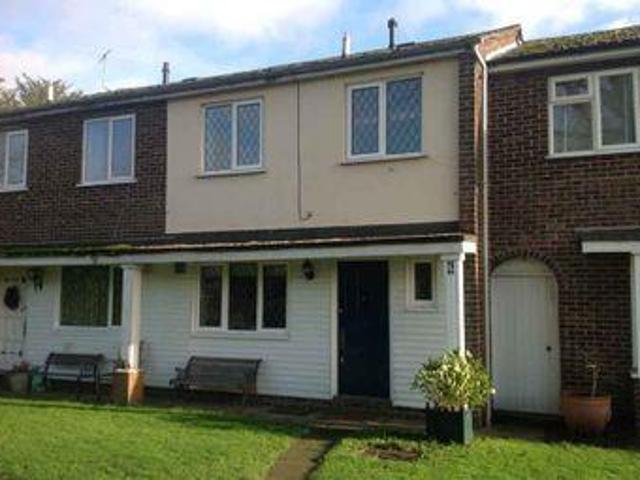 House for rent in Row Town, Surrey