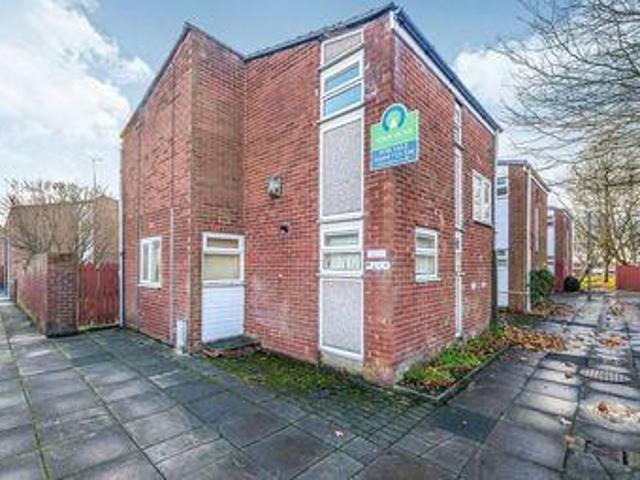 House for sale in Roby Mill, Lancashire